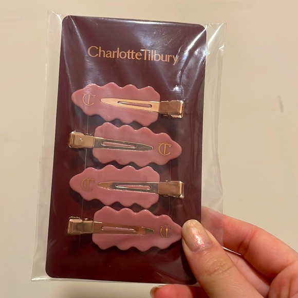 Charlotte Tilbury Accessories - Charlotte Tilbury pink rose gold makeup hair clips, pack of 4 BRAND NEW